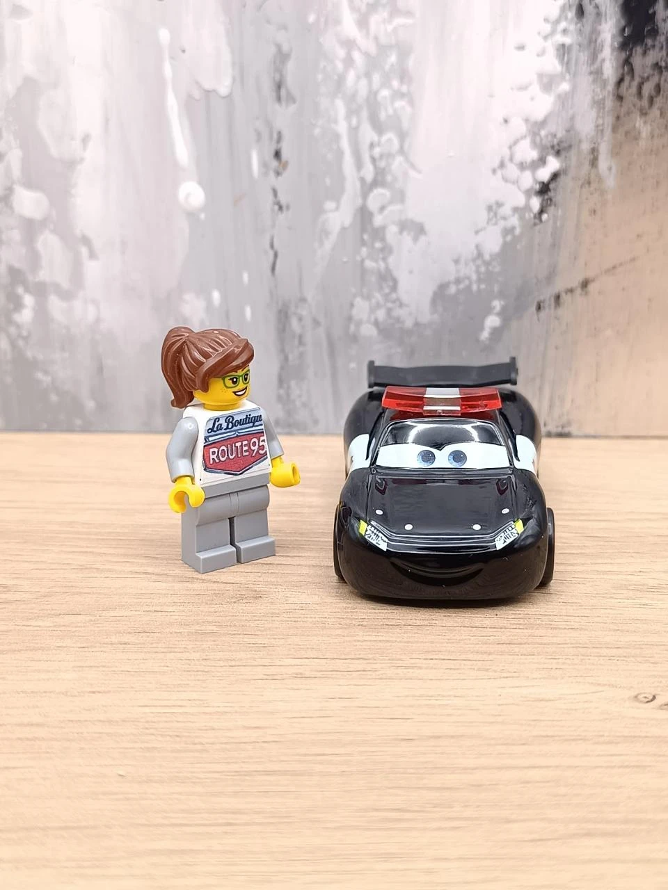 Voiture Cars Flash McQueen - Jouet neuf (CES11) – photo 4